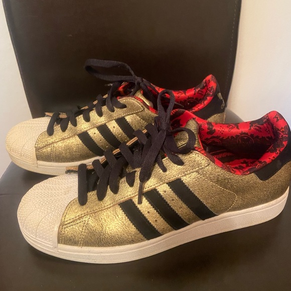 adidas Originals Other - Adidas Superstar 2 “Year of the Horse” Fair condition